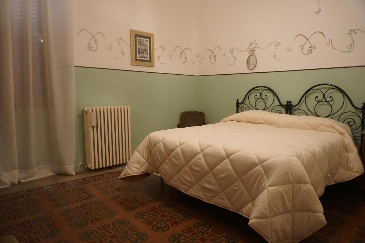Palazzo De Fabritiis Panzió Rosciano  Kültér fotó
